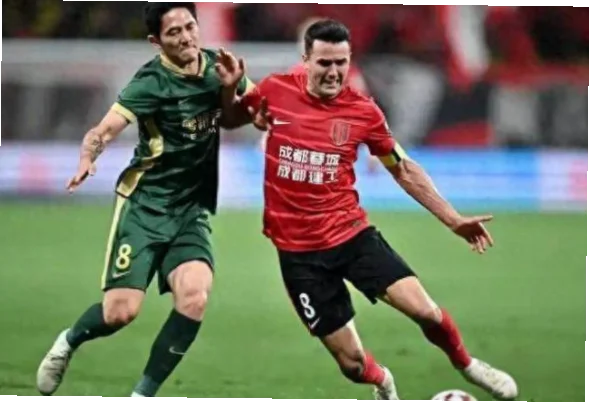 中超联赛周定洋，这位中国台北籍中场